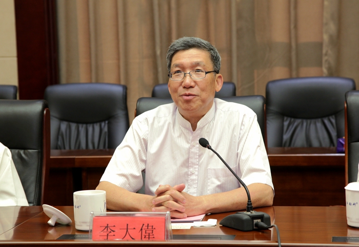 台湾健行科技大学李大伟校长一行来我校考察交流